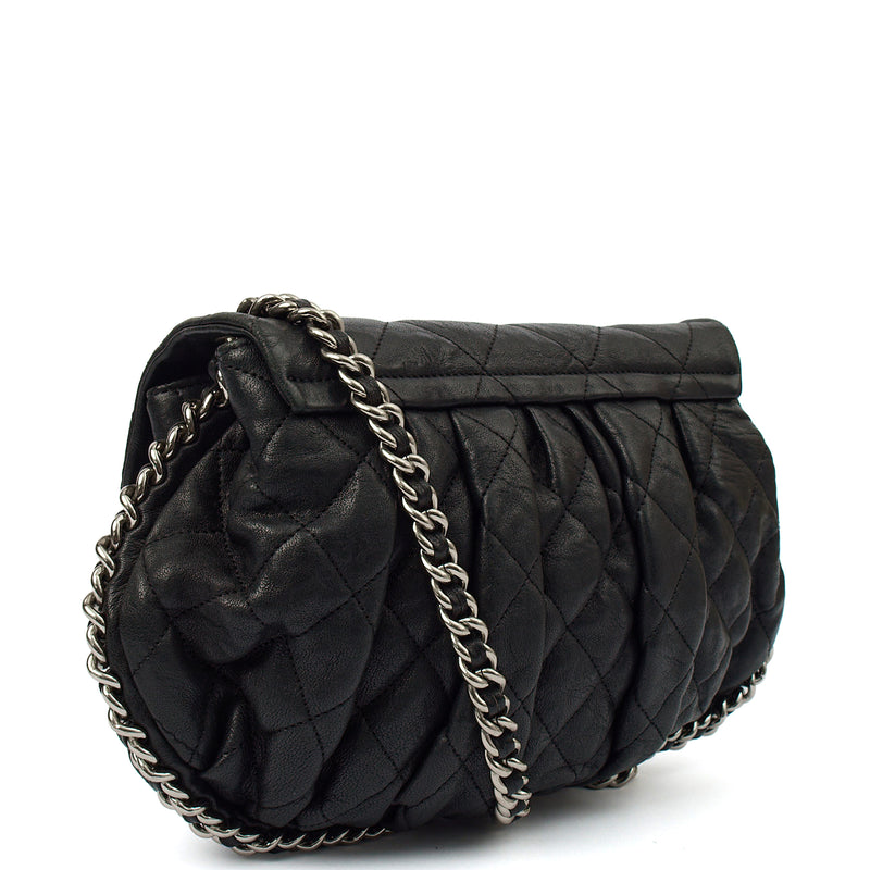 Picture of Chanel Cross Body Chain Flap Bag in Black, Calfskin Leather