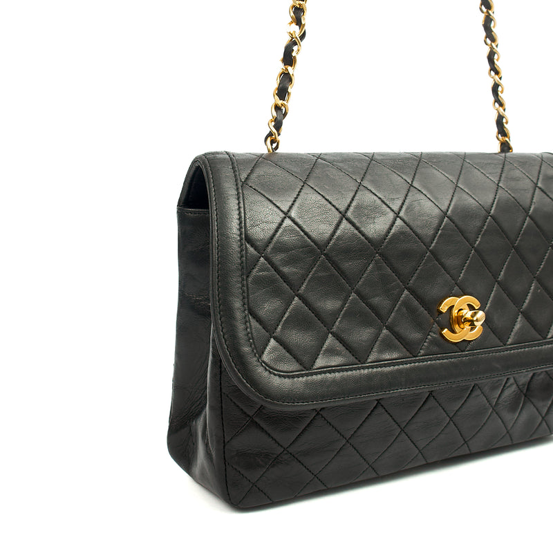 Picture of Chanel Shoulder Bag Vintage Flap Bag  in Black, Lambskin Leather