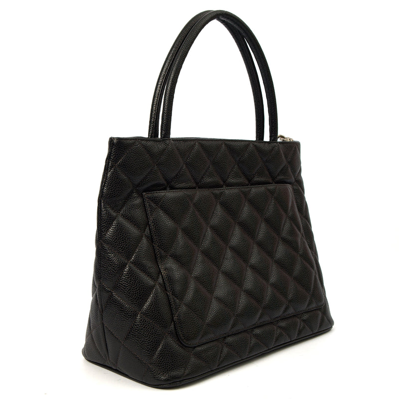 Picture of Chanel Tote Medaillon Tote in Black, Caviar Leather