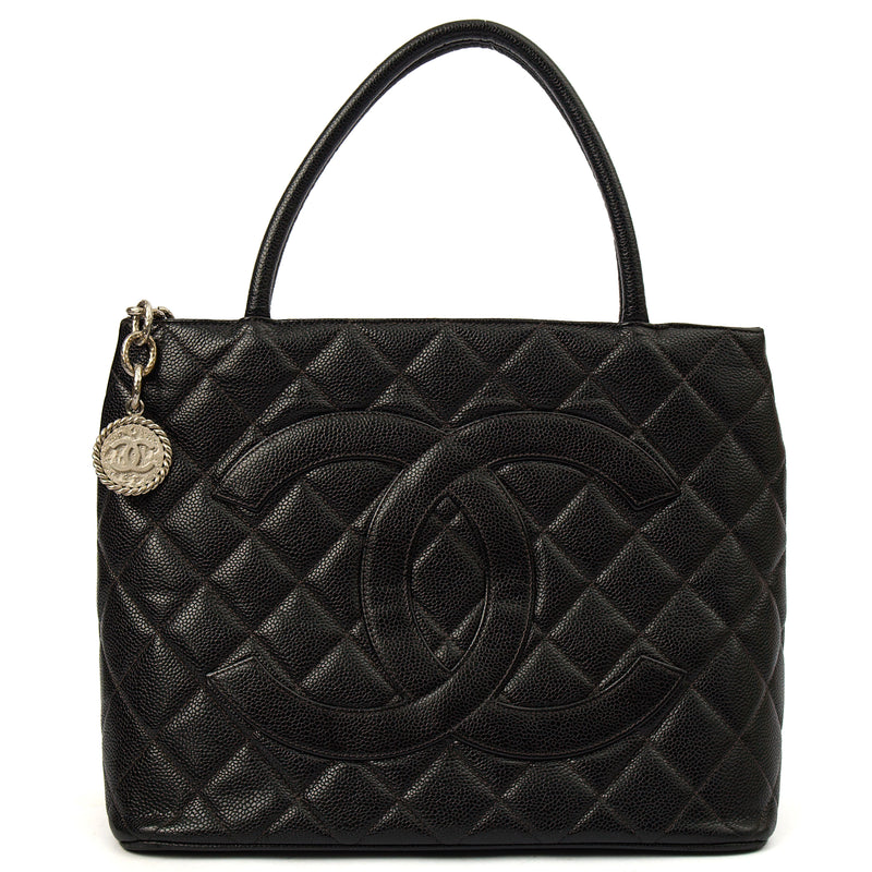 Picture of Chanel Tote Medaillon Tote in Black, Caviar Leather