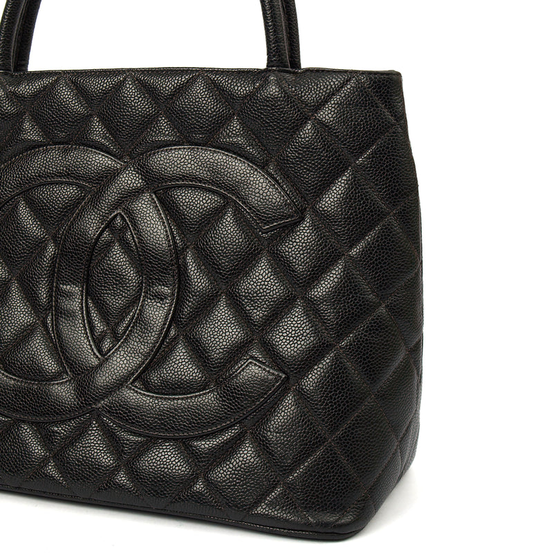Picture of Chanel Tote Medaillon Tote in Black, Caviar Leather