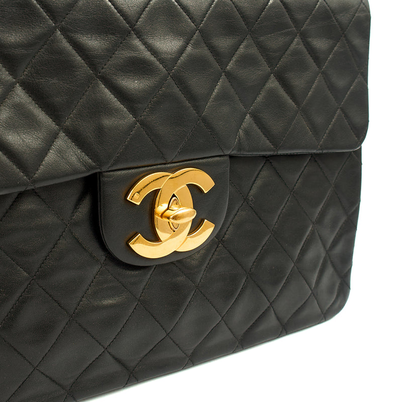 Picture of Chanel Shoulder Bag Maxi Jumbo XL in Black, Lambskin Leather