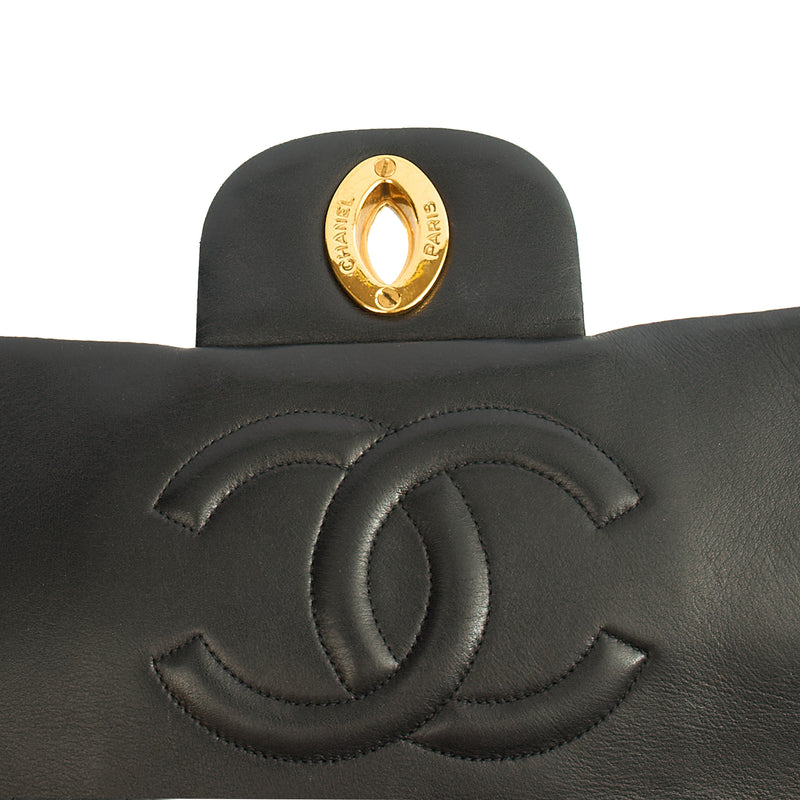 Picture of Chanel Shoulder Bag Maxi Jumbo XL in Black, Lambskin Leather