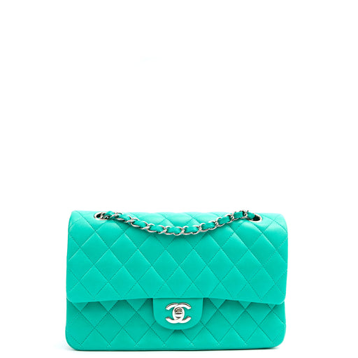Picture of Chanel Shoulder Bag Classic Double Flap - Medium in Navy, Lambskin Leather