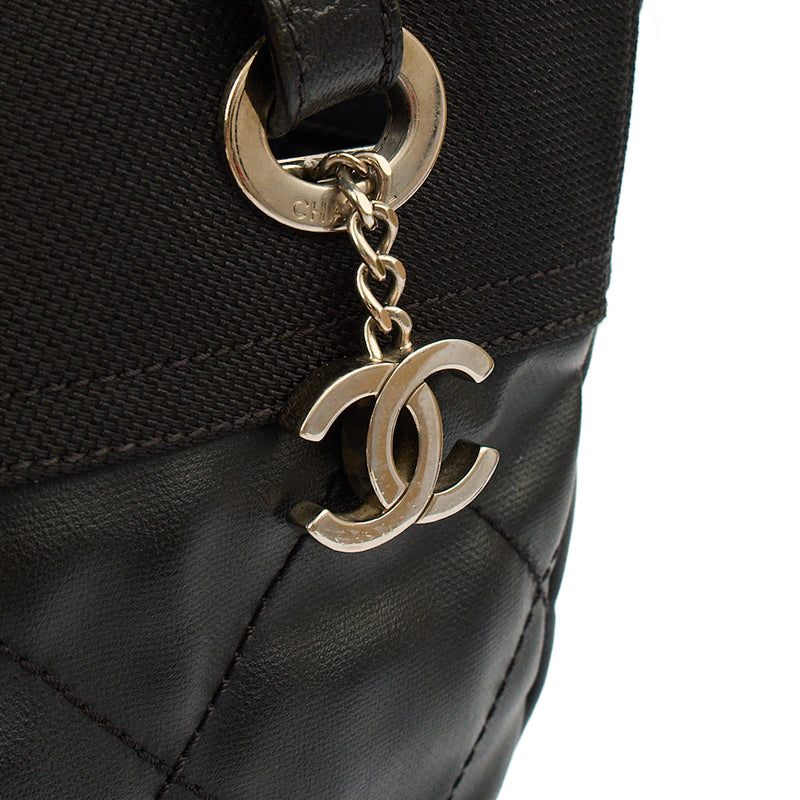 Picture of Chanel Tote Paris-Biarritz Tote - Large  in Black, Canvas