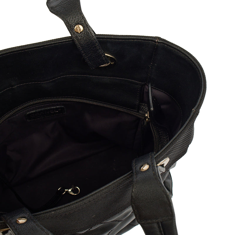 Picture of Chanel Tote Paris-Biarritz Tote - Large  in Black, Canvas