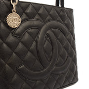 Picture of Chanel Tote Medaillon Tote in Black, Caviar Leather