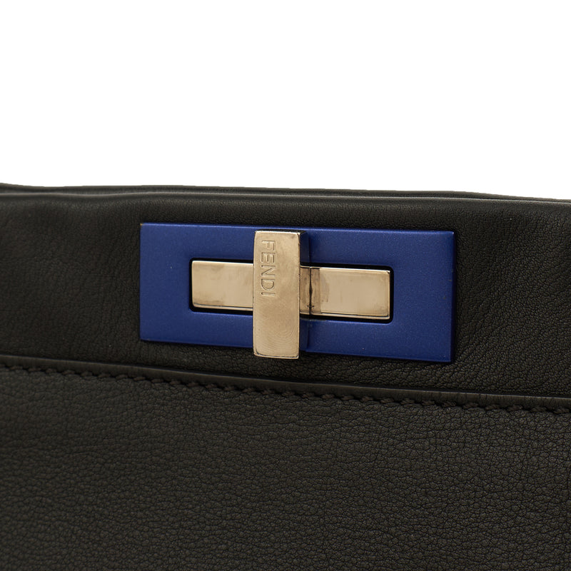 Picture of Fendi Tote Peekaboo - Large in Black, Leather