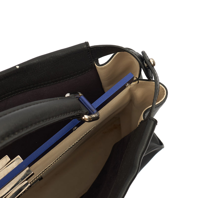 Picture of Fendi Tote Peekaboo - Large in Black, Leather