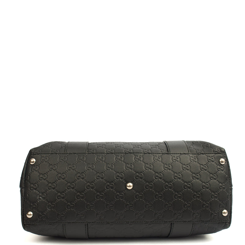 Picture of Gucci Tote Tote in Black, Guccissima