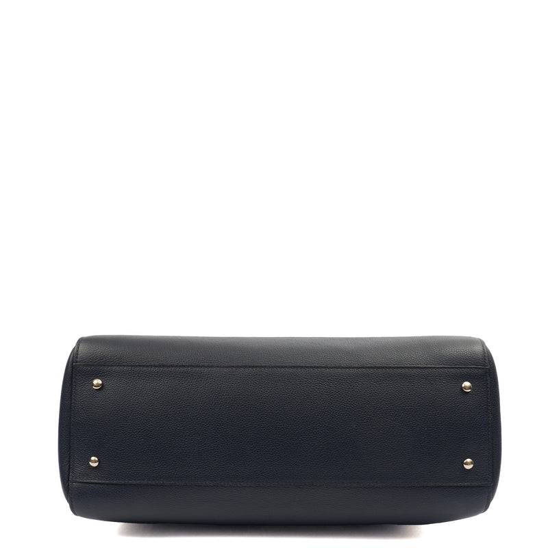 Picture of Chanel Tote Executive Shopper Tote in Blue, Calfskin Leather
