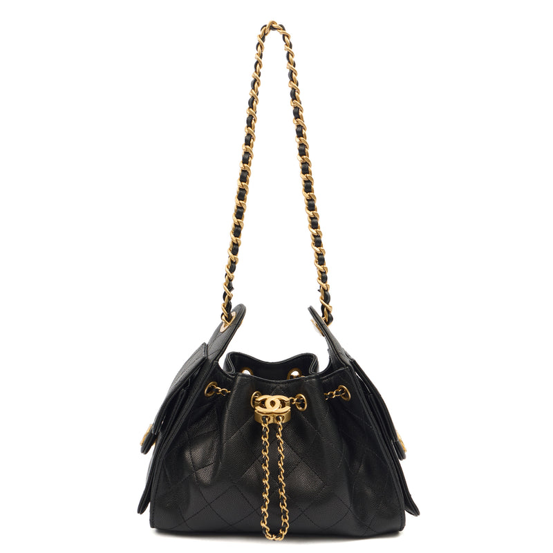 Picture of Chanel Shoulder Bag Chanel 25 in Black, Calfskin Leather
