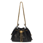 Picture of Chanel Shoulder Bag Chanel 25 in Black, Calfskin Leather