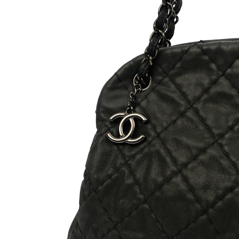 Picture of Chanel Tote Mademoiselle Bowling Bag - Medium in Black, Nubuck