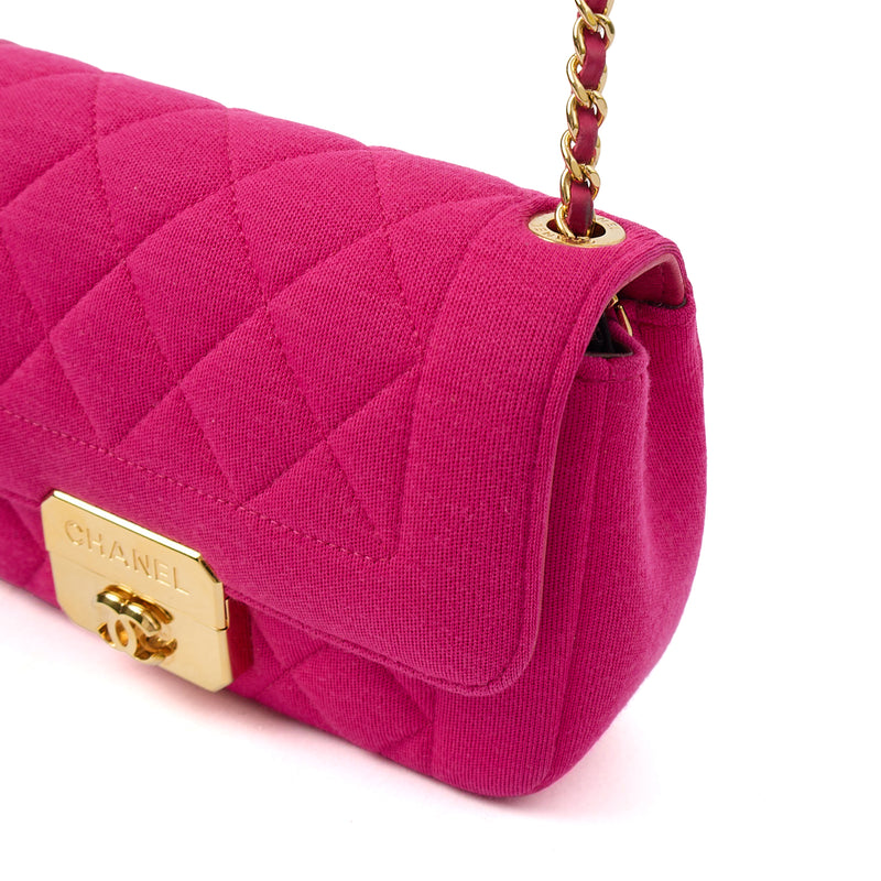 Picture of Chanel Shoulder Bag Chic With Me in Pink, Fabric