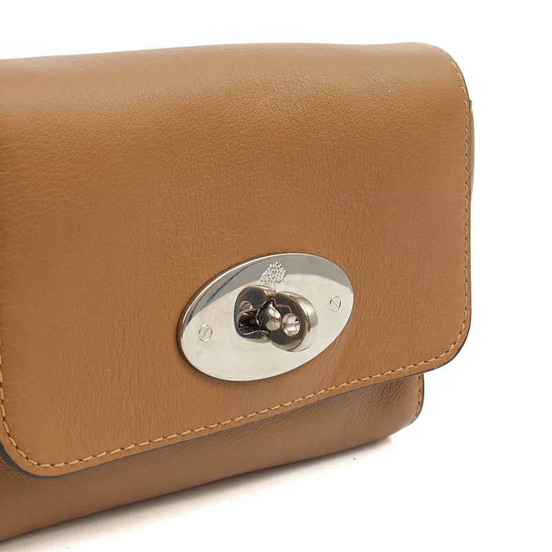 Picture of Mulberry Mini Bag Lily in Oak, Calfskin Leather