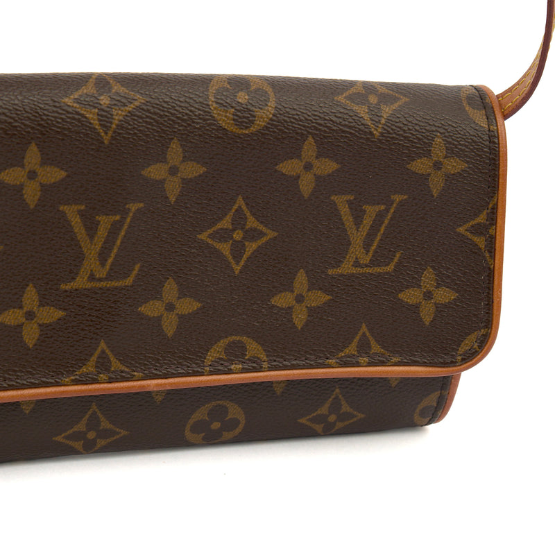 Picture of Louis Vuitton Cross Body Twin Pochette in Monogram, Canvas