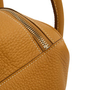 Picture of Hermes Cross Body Lindy 26 in Sesame, Togo Leather