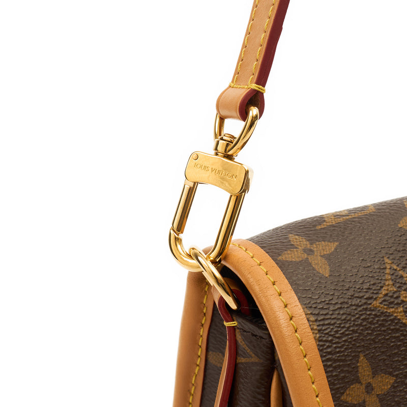 Picture of Louis Vuitton Cross Body Diane Satchel in Monogram, Canvas