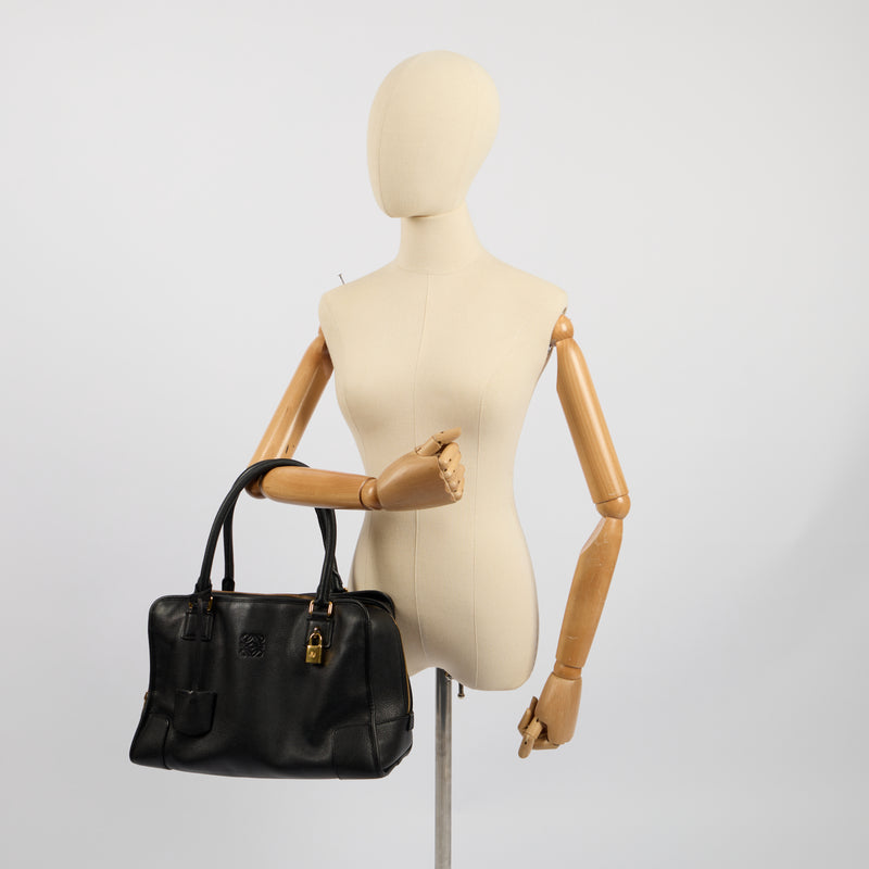 Loewe Tote Amazona 36 in Black, Leather