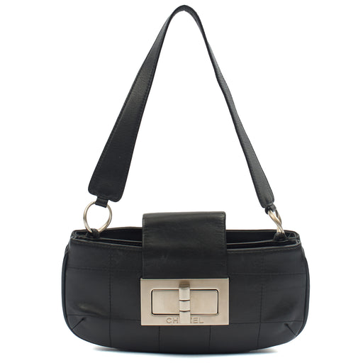 Picture of Chanel Shoulder Bag No.5 Giant Mademoiselle Bag in Black, Calfskin Leather