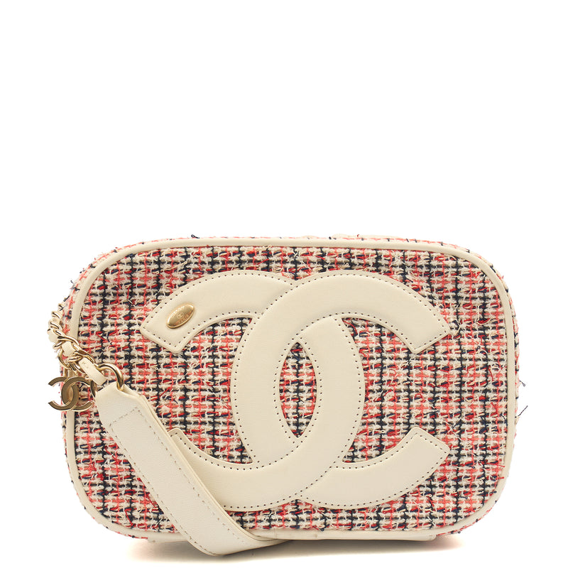 Picture of Chanel Cross Body Camera Bag in White, Fabric