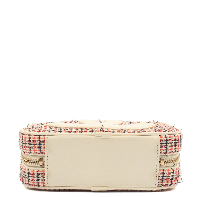 Picture of Chanel Cross Body Camera Bag in White, Fabric