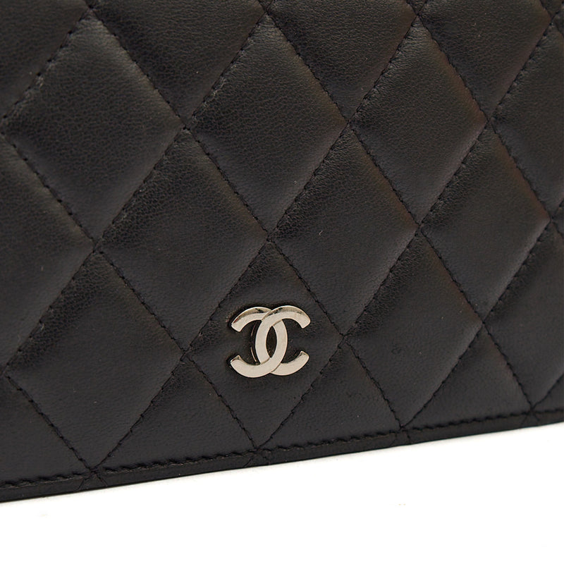 Picture of Chanel Purse Trifold Wallet in Black, Leather