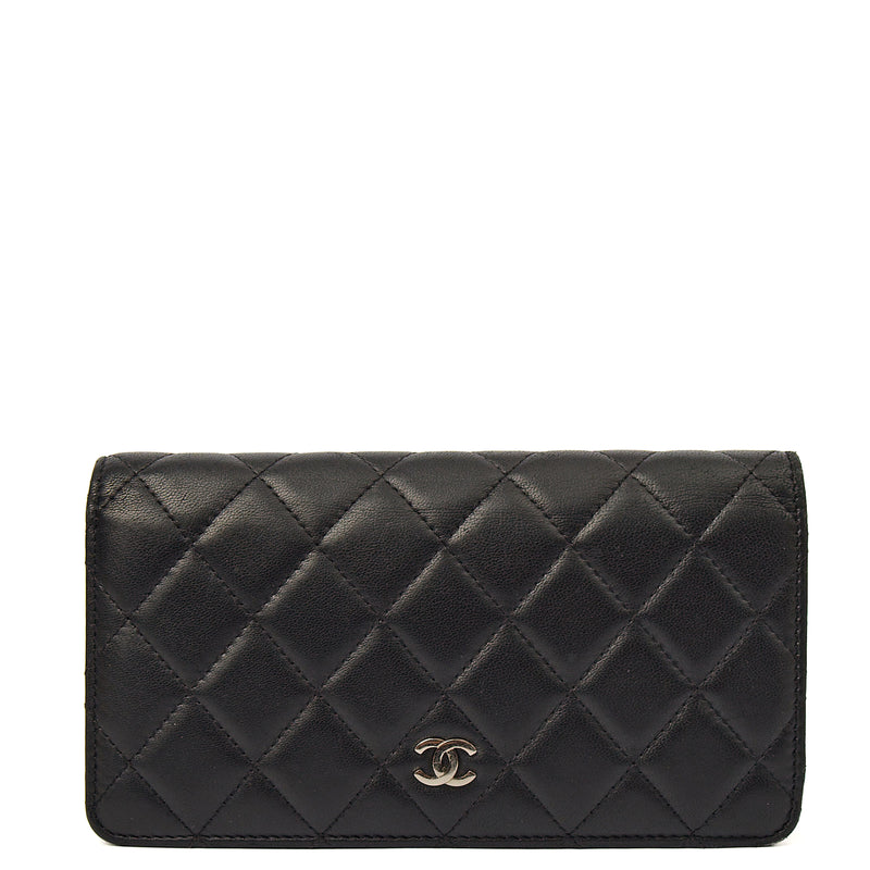 Picture of Chanel Purse Trifold Wallet in Black, Leather