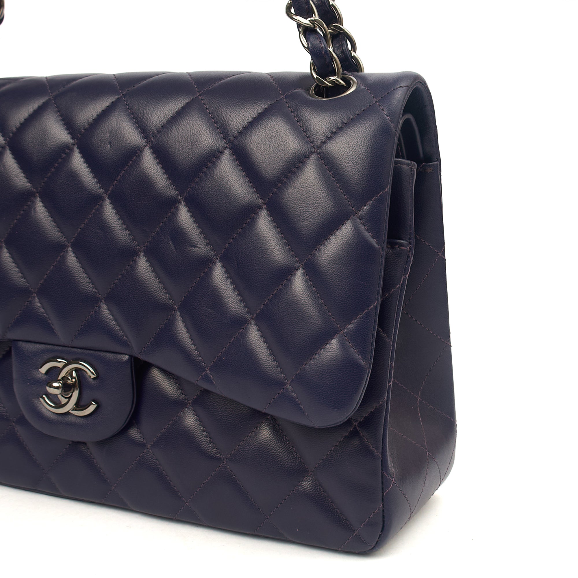 Chanel Shoulder Bag Classic Double Flap - Large in Purple