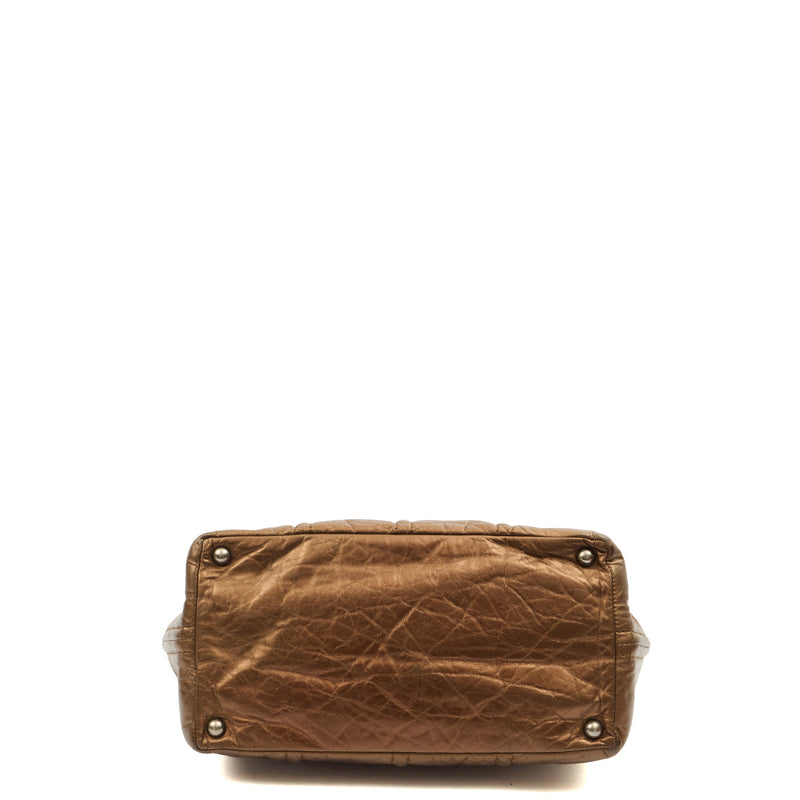 Picture of Chanel Tote Tote in Brown, Crinkled Calfskin Leather