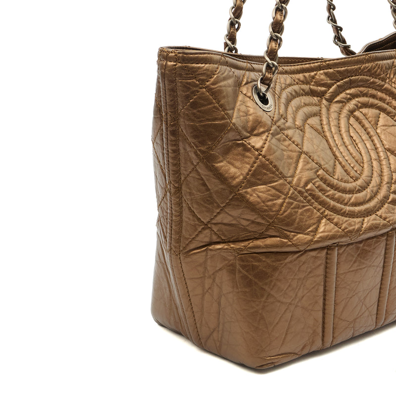 Picture of Chanel Tote Tote in Brown, Crinkled Calfskin Leather