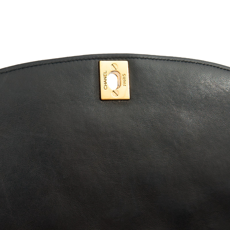 Picture of Chanel Cross Body Diana - Medium in Black, Lambskin Leather