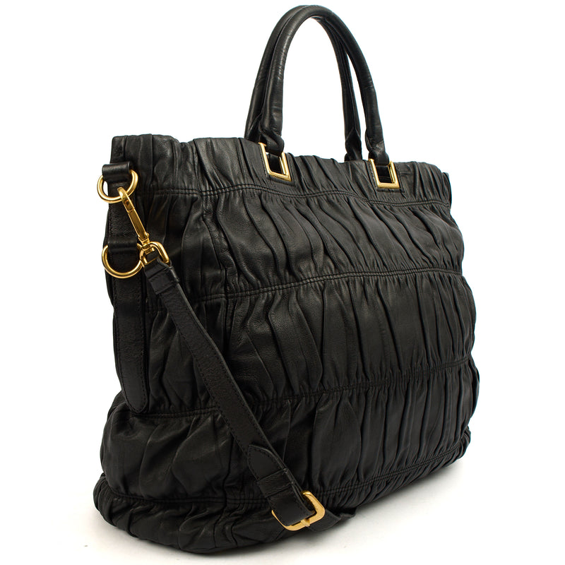 Picture of Prada Tote Tote in Black, Leather