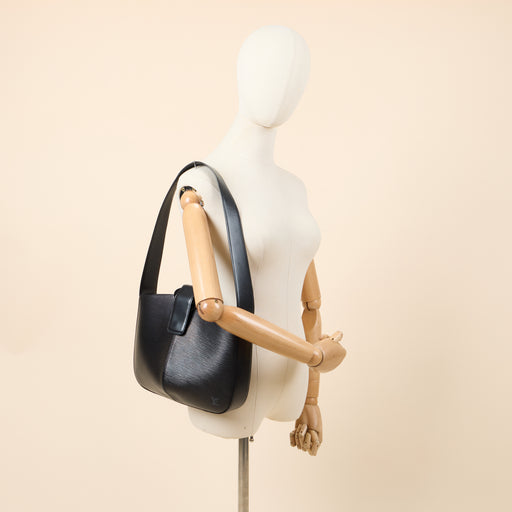 Picture of Louis Vuitton Shoulder Bag Reverie in Black, Leather