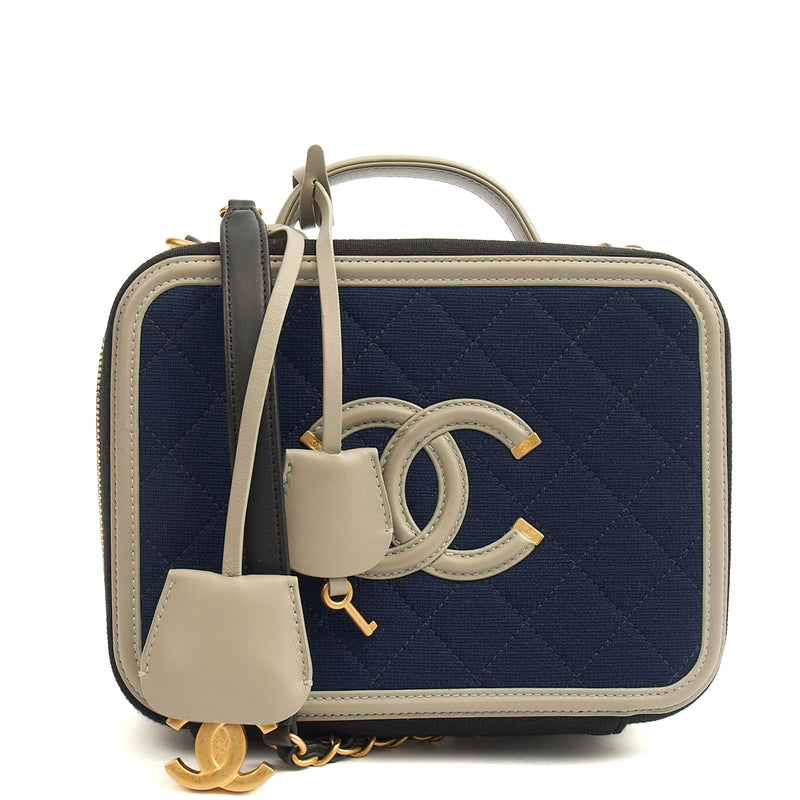 Picture of Chanel Shoulder Bag CC Filigree Vanity Case in Blue, Fabric