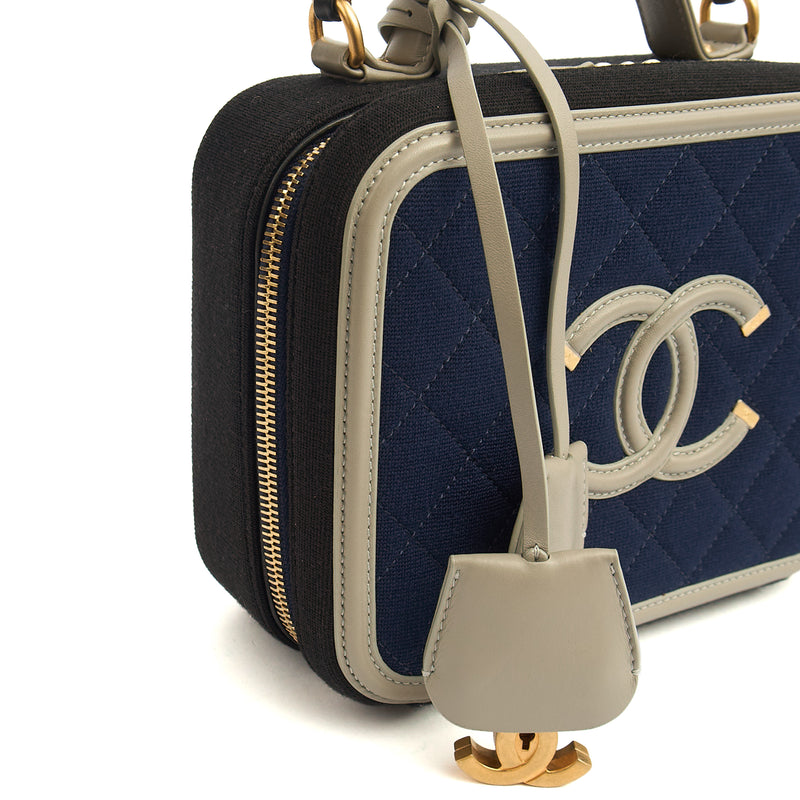 Picture of Chanel Shoulder Bag CC Filigree Vanity Case in Blue, Fabric