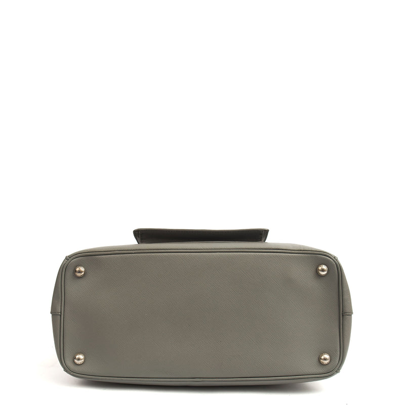 Picture of Prada Tote Galleria - Medium Double Zip Tote in Grey, Saffiano Leather