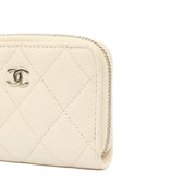 Picture of Chanel Purse Falp Coin Purse in White, Caviar Leather