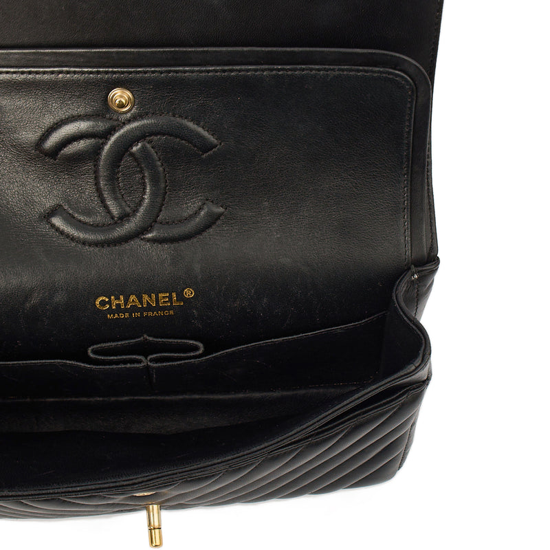 Picture of Chanel Shoulder Bag Chevron Flap Bag  in Black, Lambskin Leather