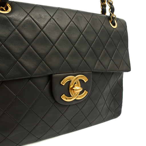 Picture of Chanel Shoulder Bag Maxi Jumbo XL in Black, Lambskin Leather