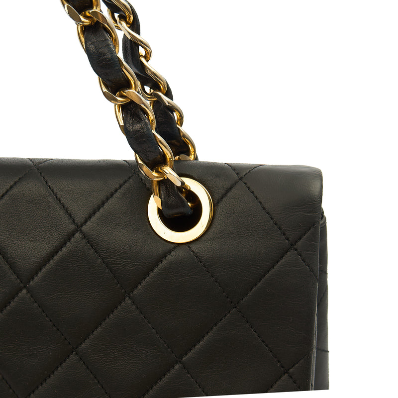 Picture of Chanel Shoulder Bag Maxi Jumbo XL in Black, Lambskin Leather