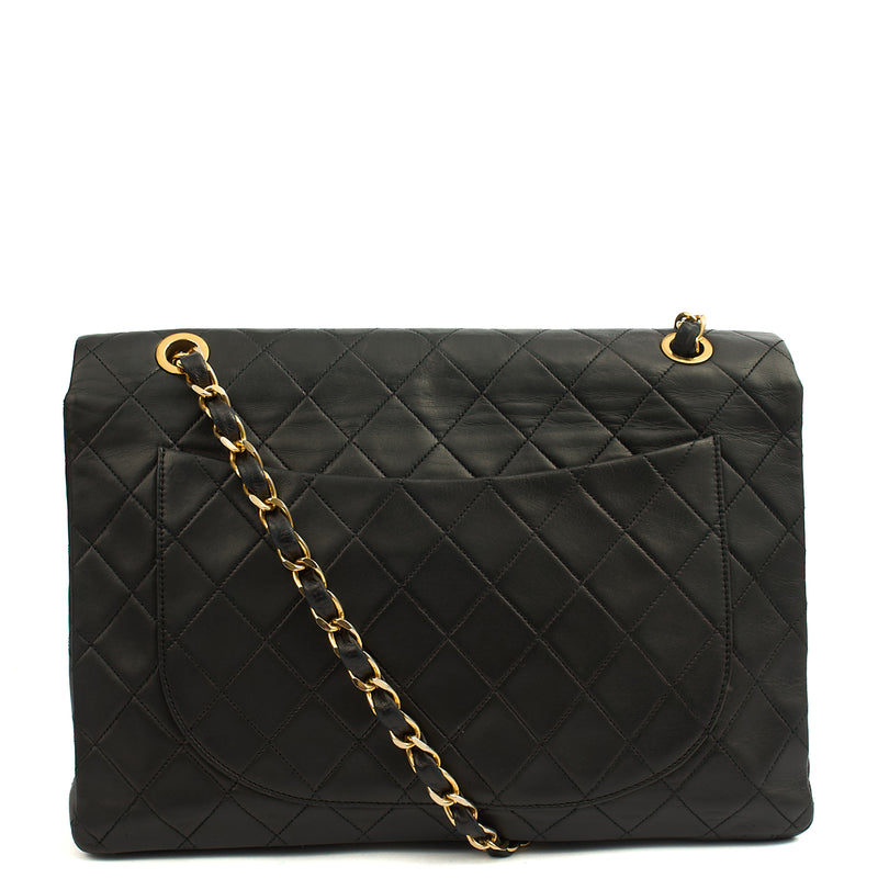 Picture of Chanel Shoulder Bag Maxi Jumbo XL in Black, Lambskin Leather