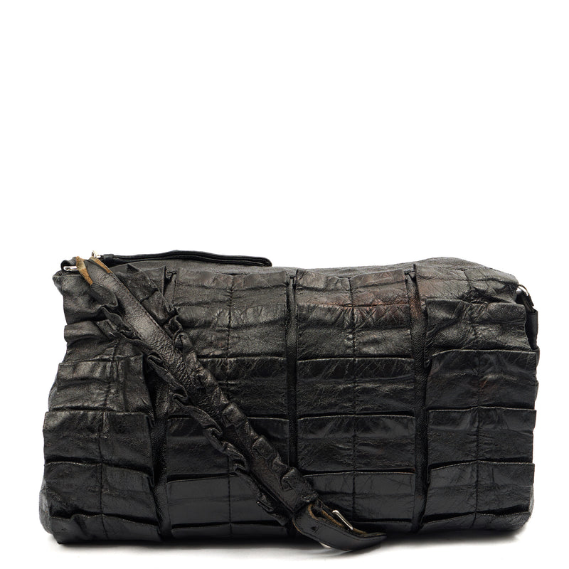 Picture of Miu Miu Tote Shoulder Bag in Black, Leather