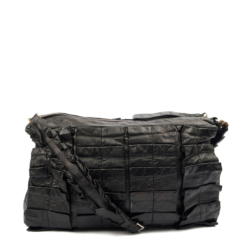 Picture of Miu Miu Tote Shoulder Bag in Black, Leather