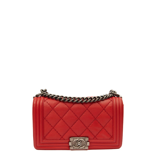 Picture of Chanel Shoulder Bag Boy - Medium in Red, Calfskin Leather