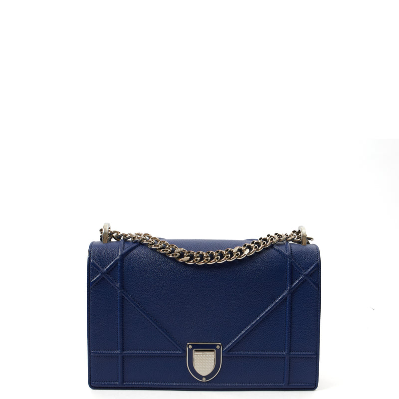 Picture of Christian Dior Shoulder Bag Diorama - Medium in Blue, Leather