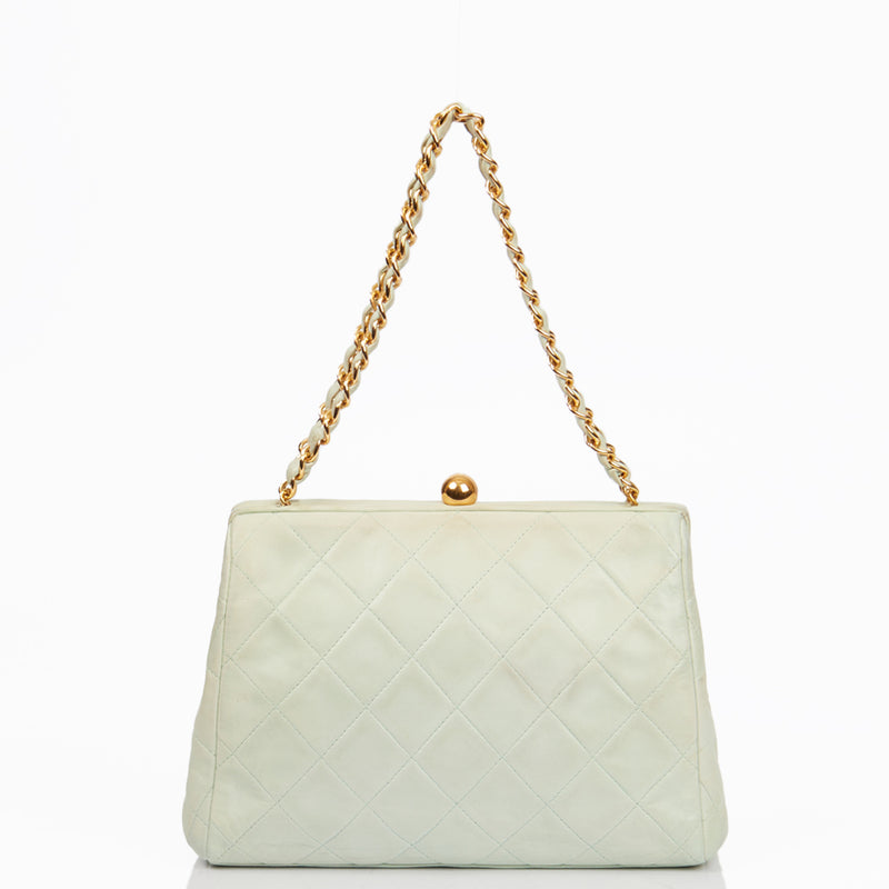 Picture of Chanel Shoulder Bag Clutch in Green, Lambskin Leather