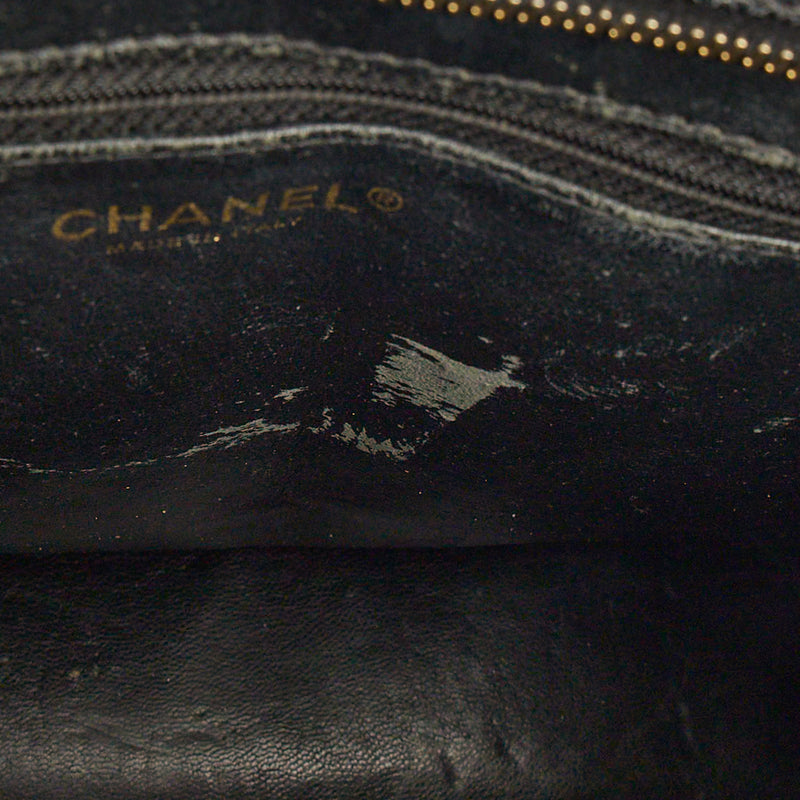 Picture of Chanel Tote Medaillon Tote in Black, Caviar Leather