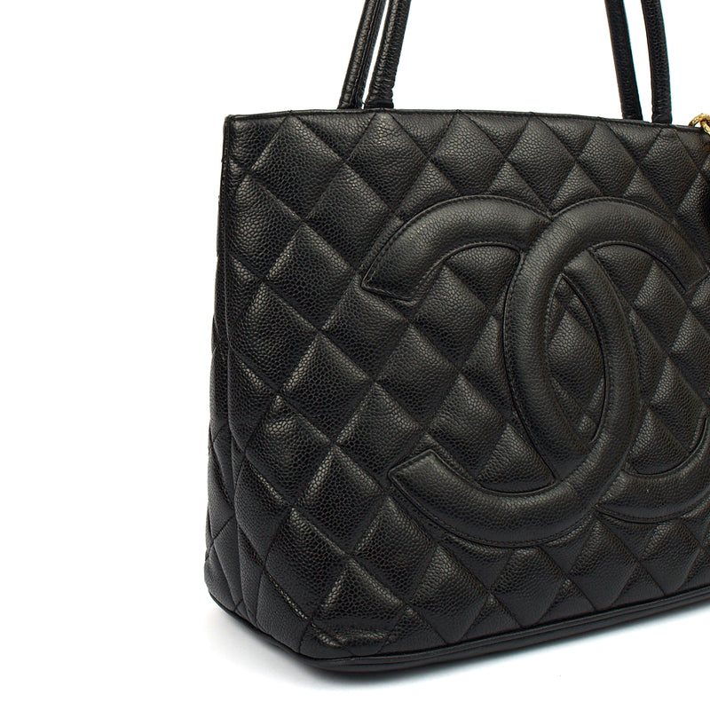Picture of Chanel Tote Medaillon Tote in Black, Caviar Leather